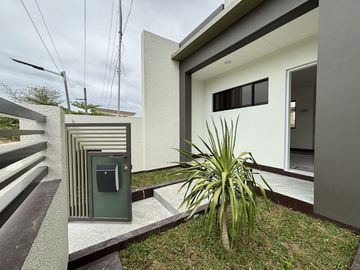 Exquisite Living in Imus Cavite: Brand New 3-Bedroom Single Detached House and Lot for Sale