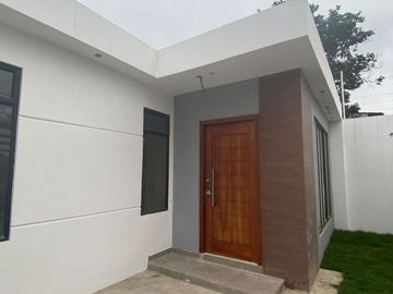 CASA EN VENTA POR ESTRENAR EN LA CIUDAD DE PASAJE