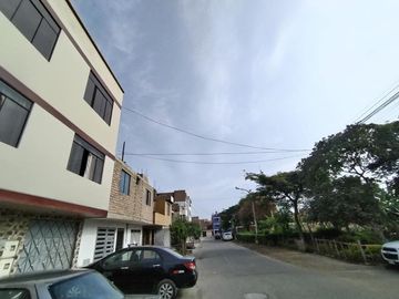 DEPA DE ESTRENO FRENTE A PARQUE