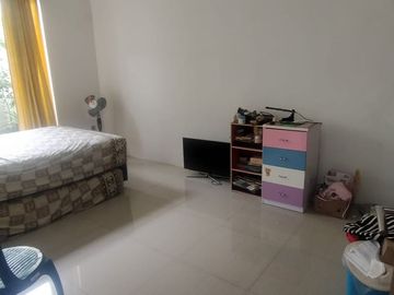 Dijual Rumah  Royal Residence cluster Winchester