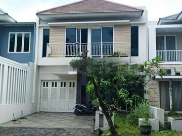 Dijual Rumah  Royal Residence cluster Winchester