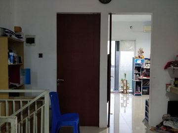 Dijual Rumah  Royal Residence cluster Winchester