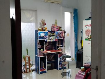 Dijual Rumah  Royal Residence cluster Winchester