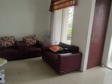 Dijual Rumah  Royal Residence cluster Winchester