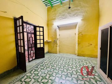 CASA PARA RENOVAR EN EL CORAZON DEL CENTRO DE MERIDA