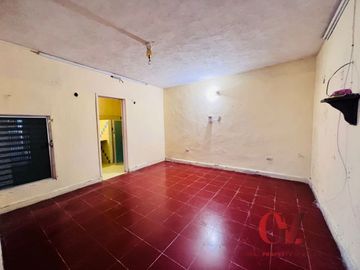 CASA PARA RENOVAR EN EL CORAZON DEL CENTRO DE MERIDA