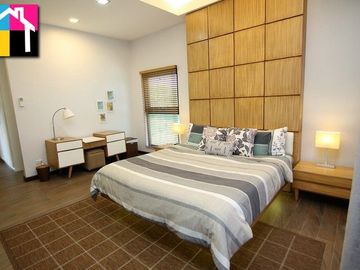 modern house with 6 bedroom plus swimming pool in amara subdivision