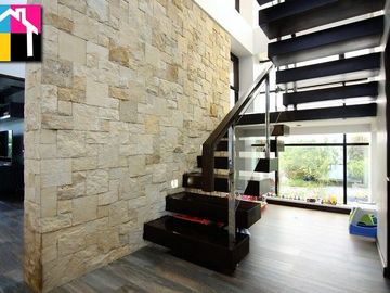 modern house with 6 bedroom plus swimming pool in amara subdivision