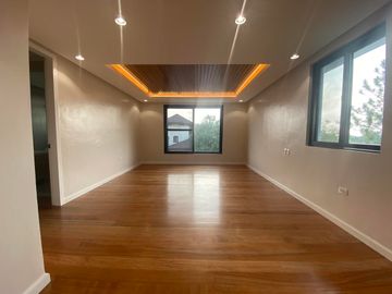 New Luxurious 5 Bedroom House and Lot for Sale in Portofino South, Las Pinas City