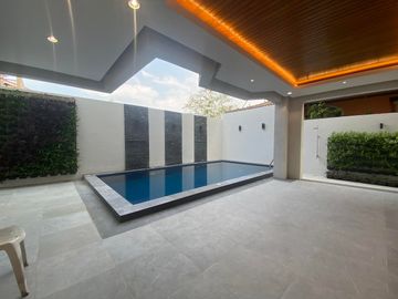 New Luxurious 5 Bedroom House and Lot for Sale in Portofino South, Las Pinas City