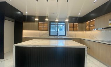 New Luxurious 5 Bedroom House and Lot for Sale in Portofino South, Las Pinas City