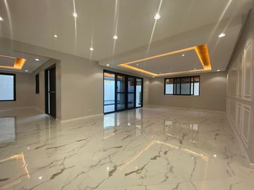 New Luxurious 5 Bedroom House and Lot for Sale in Portofino South, Las Pinas City