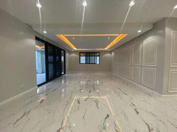 New Luxurious 5 Bedroom House and Lot for Sale in Portofino South, Las Pinas City