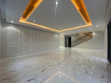 New Luxurious 5 Bedroom House and Lot for Sale in Portofino South, Las Pinas City