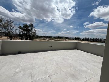 CASA EN VENTA EN VALLE IMPERIAL