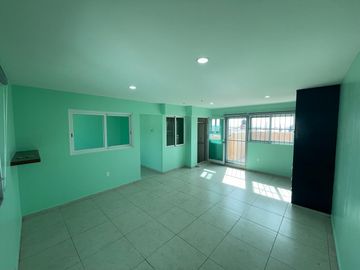 Venta de Casa en Zacatecas, Colinas del Padre, Tu próximo hogar renovado, con protecciones y alarma, 3 habitaciones, 1 Estudio-Gimnasio, 1 oficina, 2 