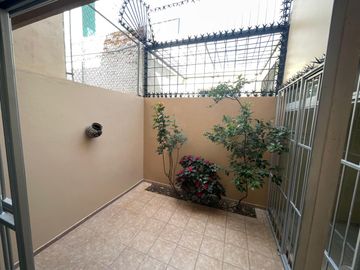 Venta de Casa en Zacatecas, Colinas del Padre, Tu próximo hogar renovado, con protecciones y alarma, 3 habitaciones, 1 Estudio-Gimnasio, 1 oficina, 2 