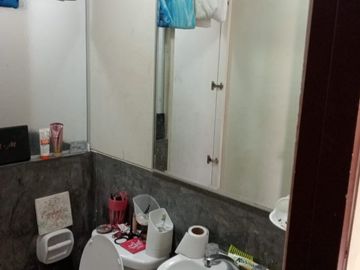 VENDO DEPARTAMENTO RECIDENCIAL ACOMAYO 5PISO JIRON ACOMAYO 251 CERCADO DE LIMA