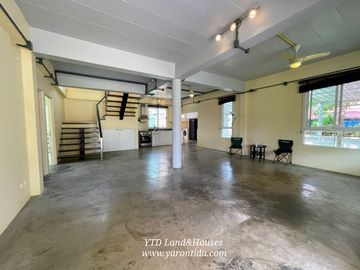House for sale in Soi Bearing 58/6, price 21,800,000 Baht