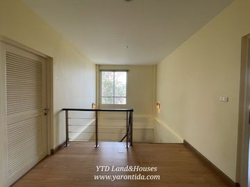 House for sale in Soi Bearing 58/6, price 21,800,000 Baht