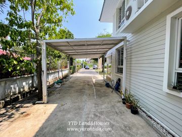 House for sale in Soi Bearing 58/6, price 21,800,000 Baht