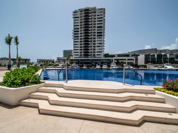 Departamento en cancún de 3 recamras en venta con vista al mar