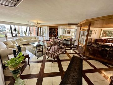 Amplio apartamento en venta en barranquilla Alto prado para remodelar