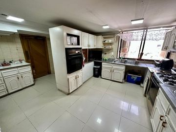 Amplio apartamento en venta en barranquilla Alto prado para remodelar