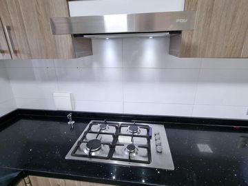 BROKER BOSQUES LIQUIDA 4D-4B-2EST-PISCINA