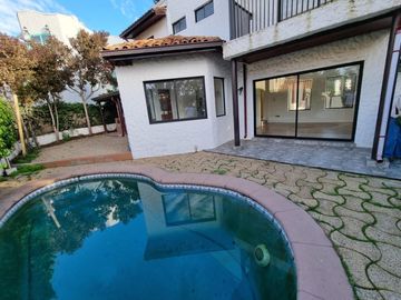 BROKER BOSQUES LIQUIDA 4D-4B-2EST-PISCINA