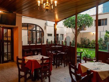 Excelente Oportunidad En Inversión Turística , Hotel En Venta , Zona Exclusiva De Miraflores