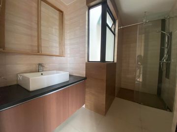 Elegant Modern townhouse FOR SALE in San Juan City -Keziah Samaniego