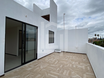Casa en Venta con Terraza en Actopan, Hgo, a 200 metros del libramiento y cerca del Corredor de los Balnearios.