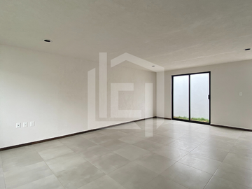 Casa en Venta con Terraza en Actopan, Hgo, a 200 metros del libramiento y cerca del Corredor de los Balnearios.
