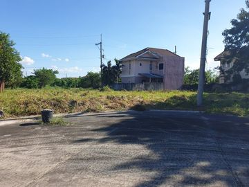 Residential LOT in Evo city Kawit  cavite for sale Baypoint Estates