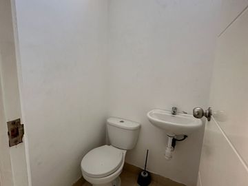 EXCELENTE OPORTUNIDAD DE INVERSION   EN VENTA CONDOMINIO VERANDA-CASTILLA
