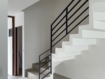 Venta de casa en Condominio con amenidades en Cumbres de Juriquillla