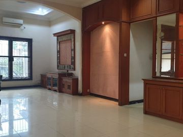Rumah Central Park Mulyosari Ciamik Siap Huni Sby Timur