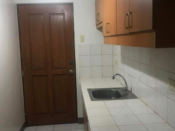 Makati Executive Tower II 1 Bedroom For Sale by Cityland