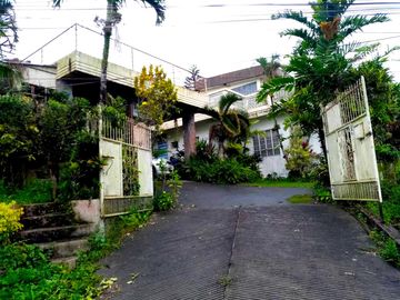 Pre-Owned Old House Overlooking Taal Lake in San Jose, Tagaytay City Cavite