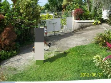 Pre-Owned Old House Overlooking Taal Lake in San Jose, Tagaytay City Cavite