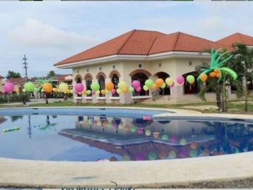 HOUSES FOR SALE AT PACIFIC GRAND VILLAS IN SUBABASBAS IN MACTAN, LAPU-LAPU CITY, CEBU