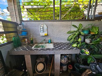 Fully Renovated 2Br 2T&B with Balcony Townhouse