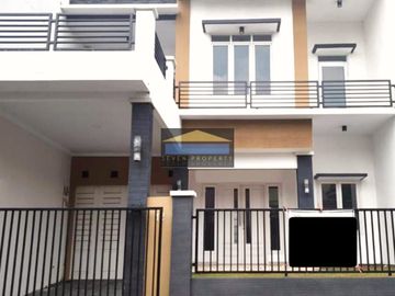 Rumah 2 Lantai Cantik Full Renov di Raffles Hills Cibubur P3.076/23