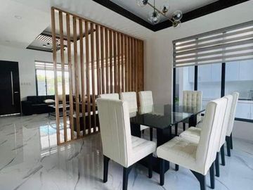 BRAND NEW SEMI-FURNISHED MODERN CHIC HOME NEAR CLARK AND ROCKWELL ANGELES CITY