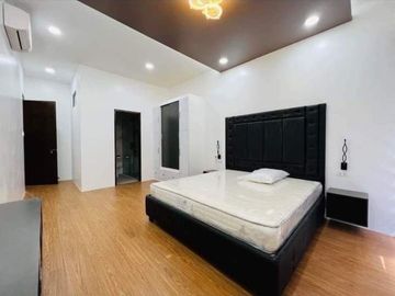 BRAND NEW SEMI-FURNISHED MODERN CHIC HOME NEAR CLARK AND ROCKWELL ANGELES CITY