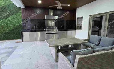 CASA EN VENTA CON ALBERCA EN LA ENCOMIENDA , GENERAL ESCOBEDO, NUEVO LEON.