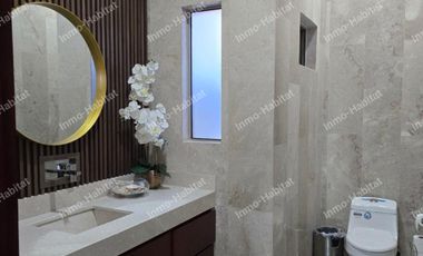 CASA EN VENTA CON ALBERCA EN LA ENCOMIENDA , GENERAL ESCOBEDO, NUEVO LEON.