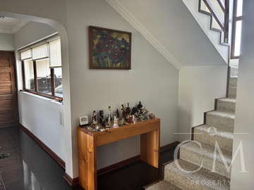 Amplia y hermosa casa en Condominio