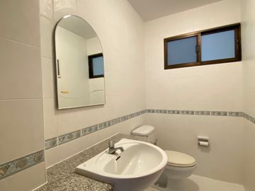 4 Bed house for sale in San Khampeang, Chiang Mai